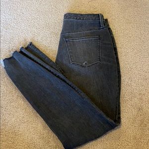 faded black ripped skinny jean